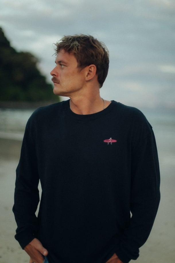 Kitty Longsleeve - Acid Black - Surf.inc | LAB10STREETWEAR