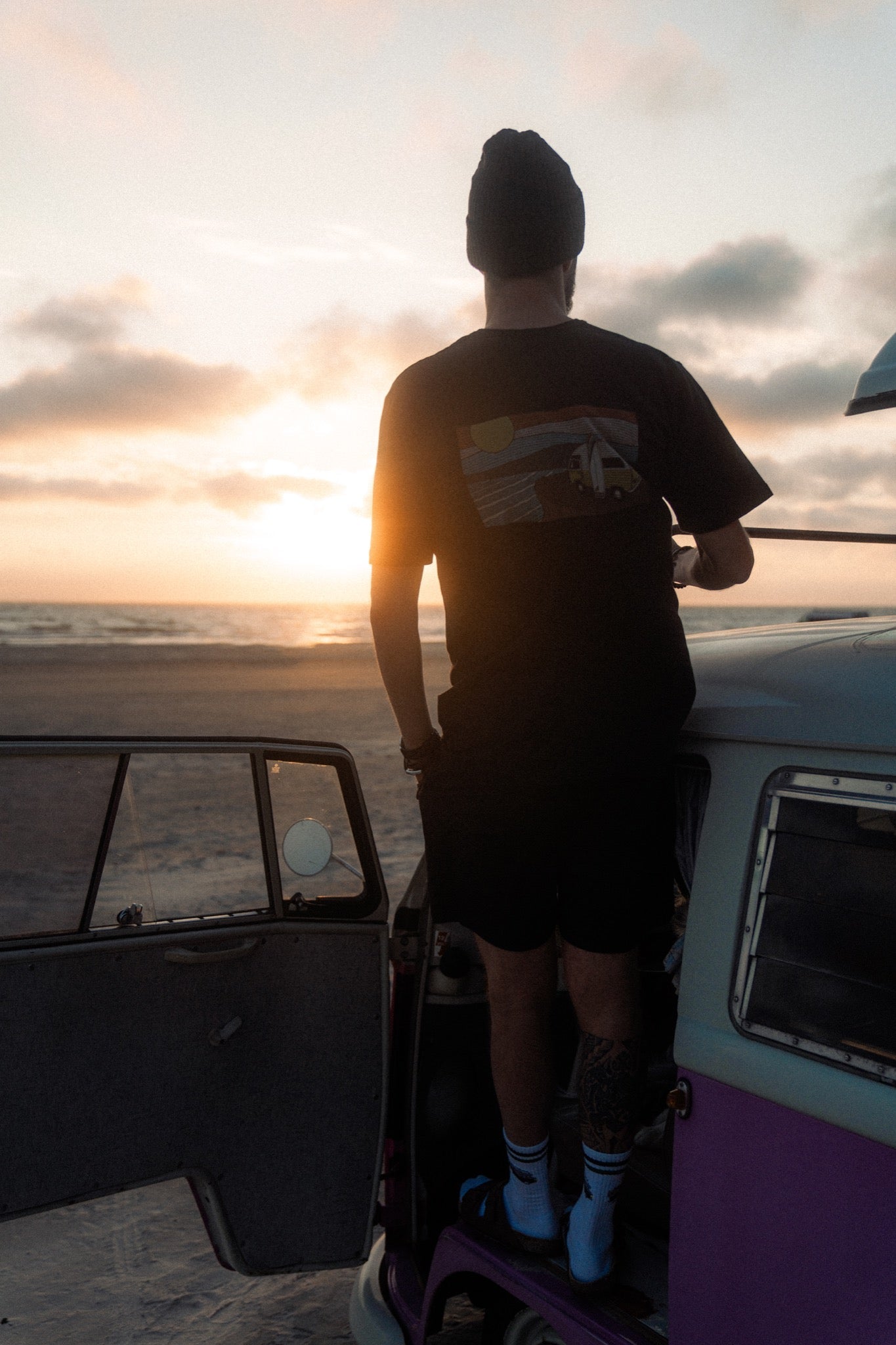 Trippin' T-Shirt - Moonless Night - Lakor | LAB10STREETWEAR