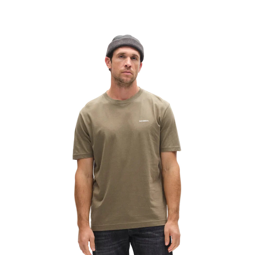 Donkergroene T-shirt met ronde hals en klein GABBA-logo, korte mouwen