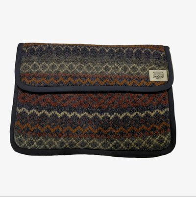 Vintage Recycled Laptop Sleeve - Blue Twirl - Lab10 | LAB10STREETWEAR