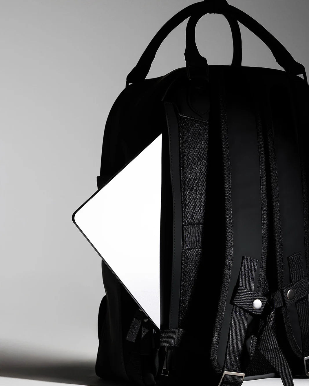 De Backpack - Black - Bagga | LAB10STREETWEAR