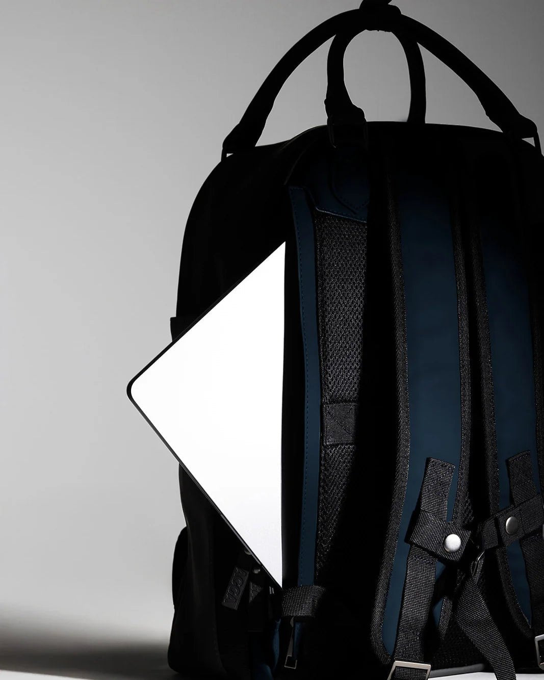 De Backpack - Navy - Bagga | LAB10STREETWEAR